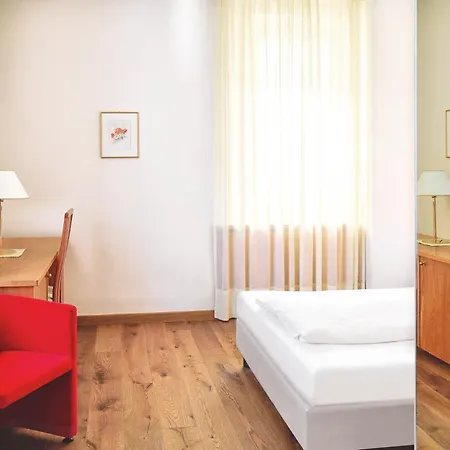 Sonnenhof Ξενοδοχείο 3*