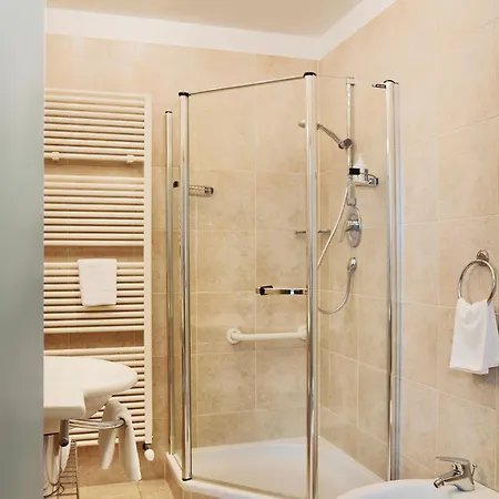 Отель Sonnenhof 3*